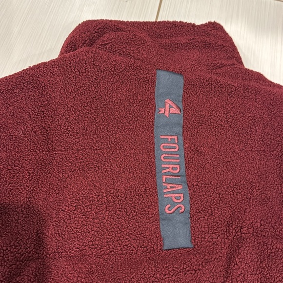 Fourlaps NWT Polar Quilted Sherpa Jacket in Burgundy/Smoke. Reversible. - Picture 9 of 12